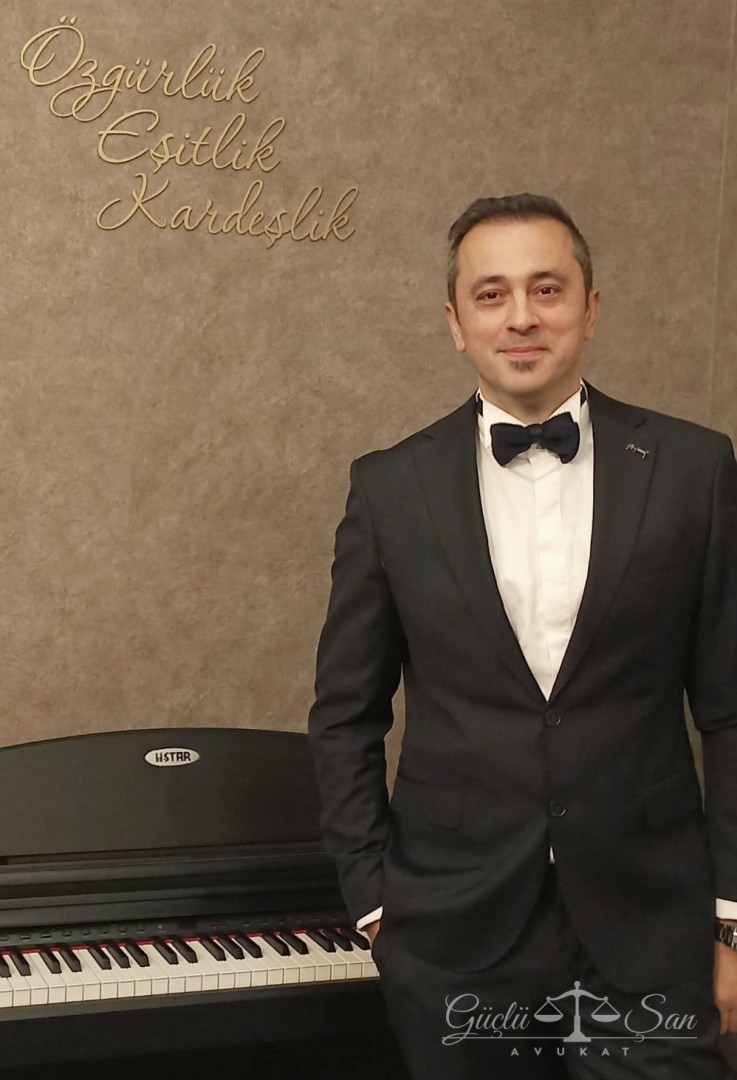 Avukat Güçlü ŞAN | Boşanma, Mal Paylaşımı, Velayet, Bakırköy, İstanbul | 0 (532) 376 01 23